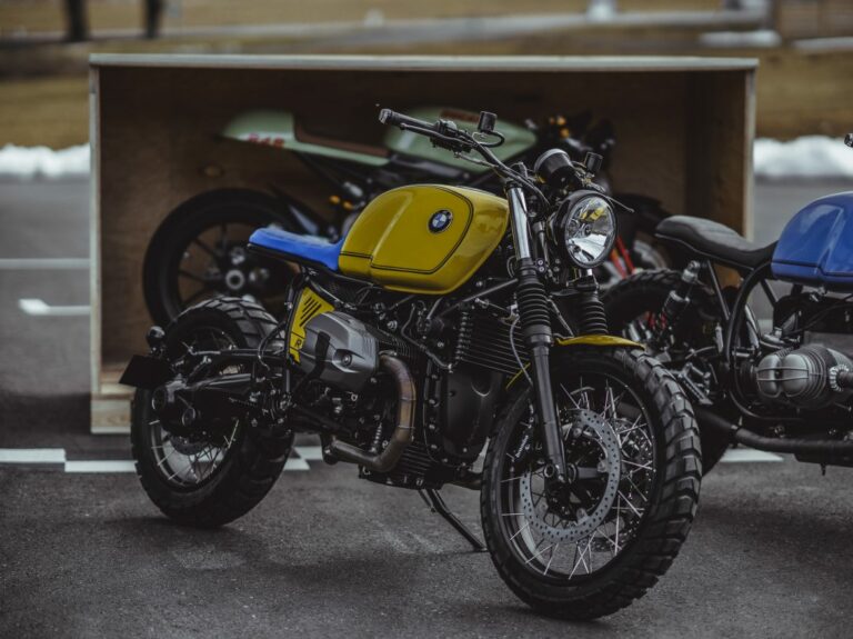 Gelben Baron è una nuova BMW R nineT Scrambler customizzata