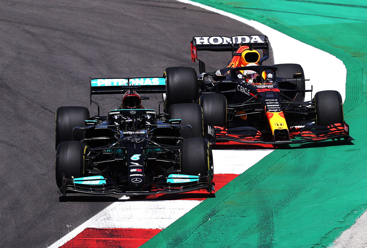 GP d'Inghilterra: Hamilton butta fuori Verstappen, gara ...