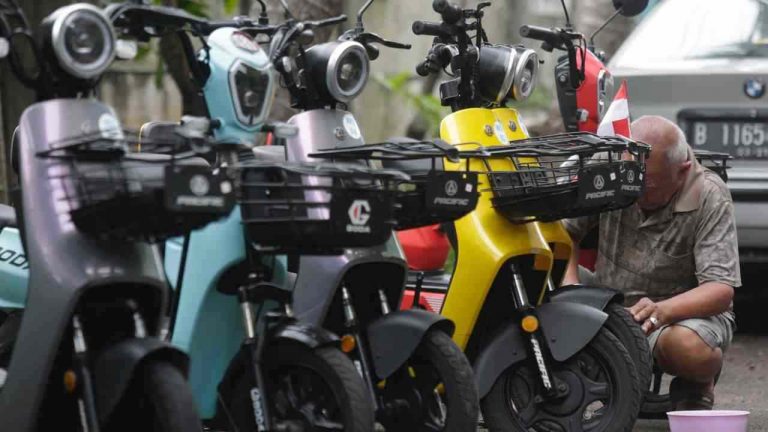 Elettrico Al Costo Di Un Benzina Addio Sprechi Ecco Lo Scooter Che Fa Felice I Compratori