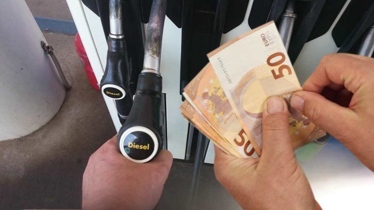 Cosa succederà ai prezzi del carburante